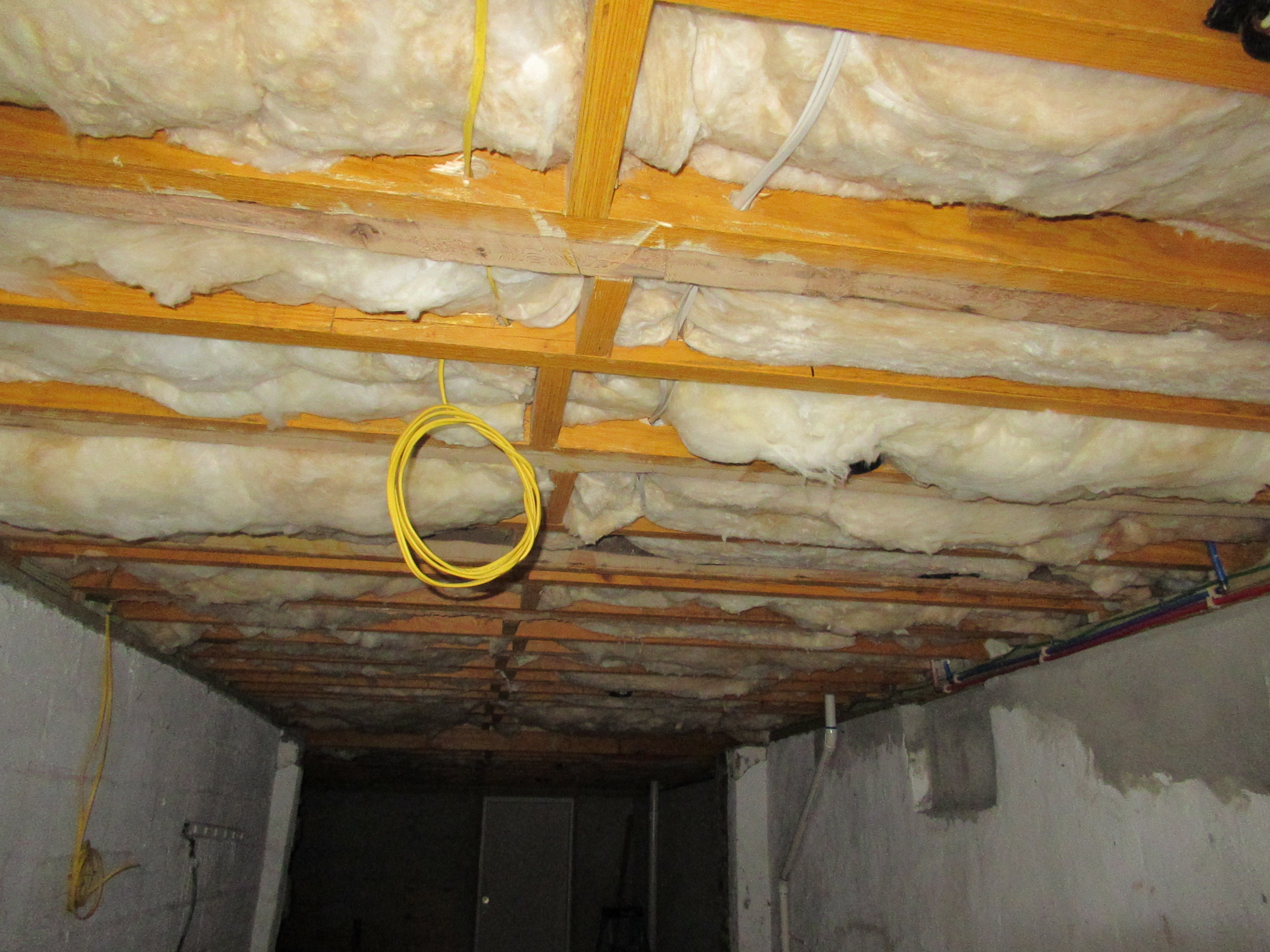 Basement insulation.JPG